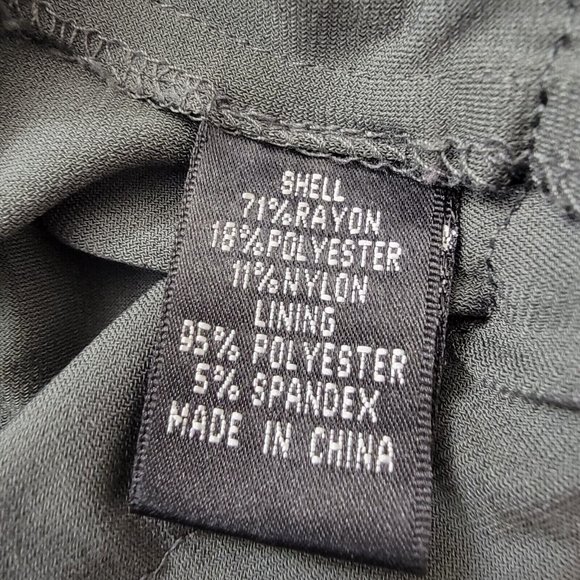 Elegant Gray Sleeveless Dress - Picture 11 of 12